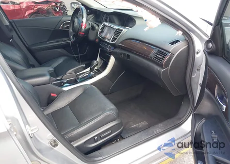 2016 Honda Accord Ex-L z USA, uszkodzony, nr VIN 1HGCR2F85GA182330